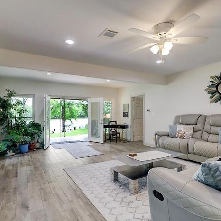 Kingwood Cottage - 10 Mins From Iah - Lake Front 험블 외부 사진
