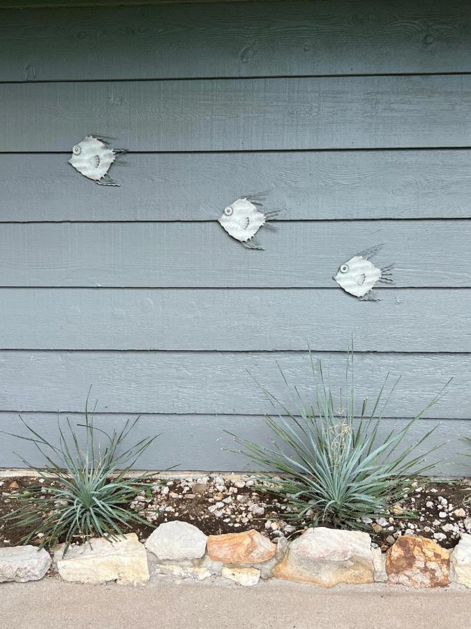 Kingwood Cottage - 10 Mins From Iah - Lake Front 험블 외부 사진