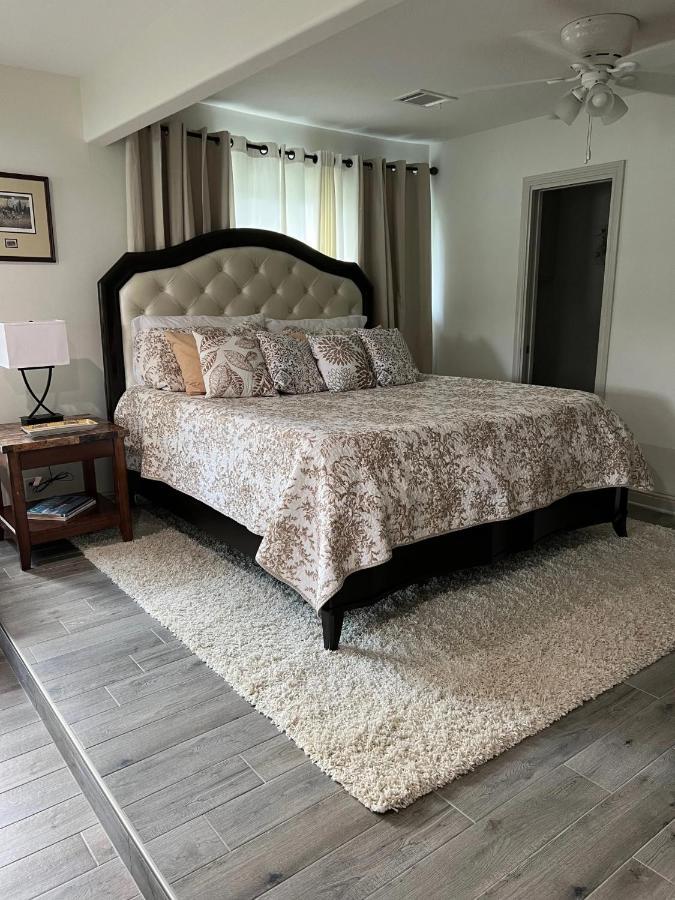 Kingwood Cottage - 10 Mins From Iah - Lake Front 험블 외부 사진