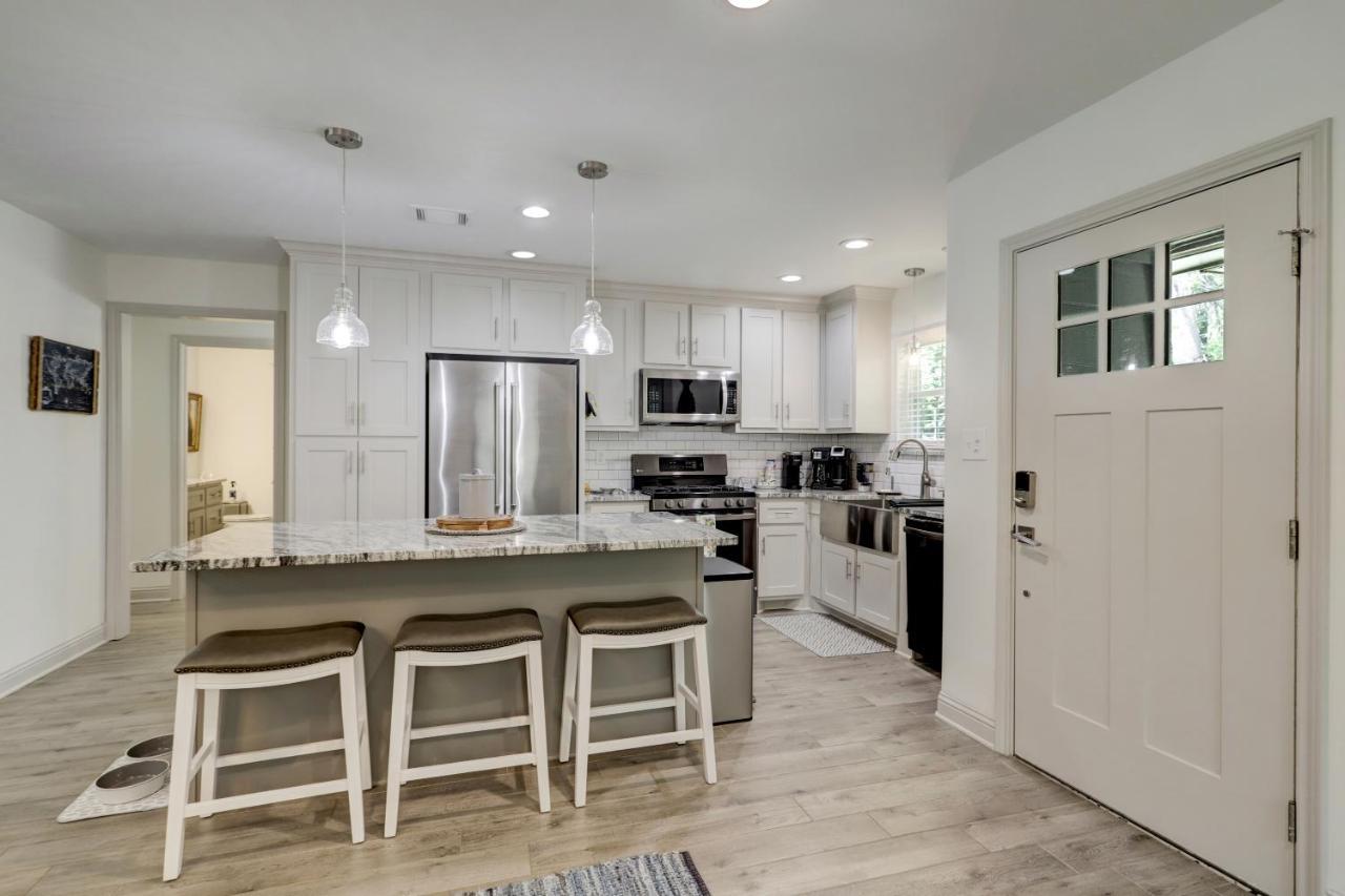 Kingwood Cottage - 10 Mins From Iah - Lake Front 험블 외부 사진