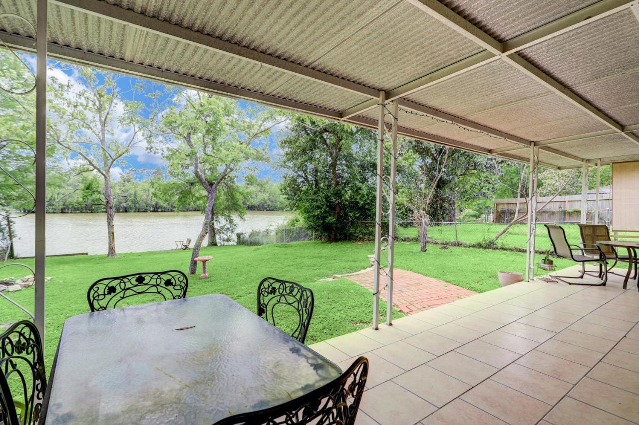 Kingwood Cottage - 10 Mins From Iah - Lake Front 험블 외부 사진